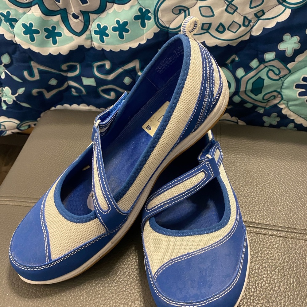 Easy Street Sport ladies size 8.5 tennis /casual shoes - Picture 2 of 4